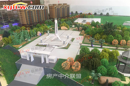 学府园，套二带车库，全明户型，好楼层，西郊小学一墙之隔